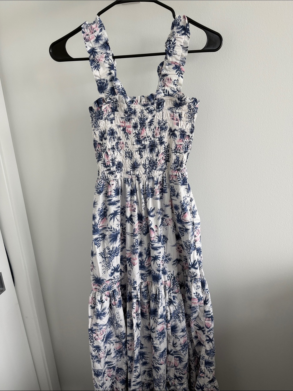 Abercrombie White Floral Smocked Sundress - Navy & Pink Small